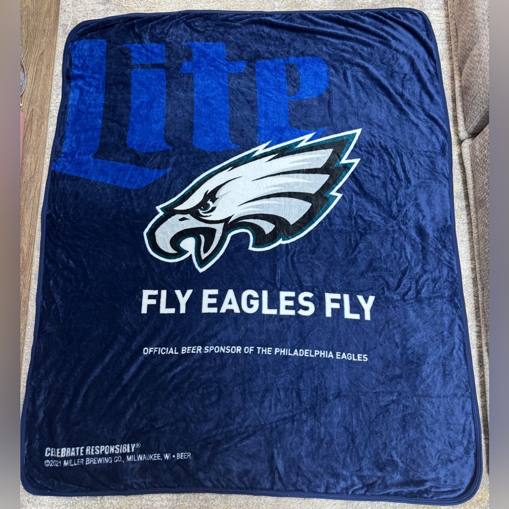 NEW NFL Philadelphia Eagles Miller Lite  50”x61” Super Plush Throw Blanket